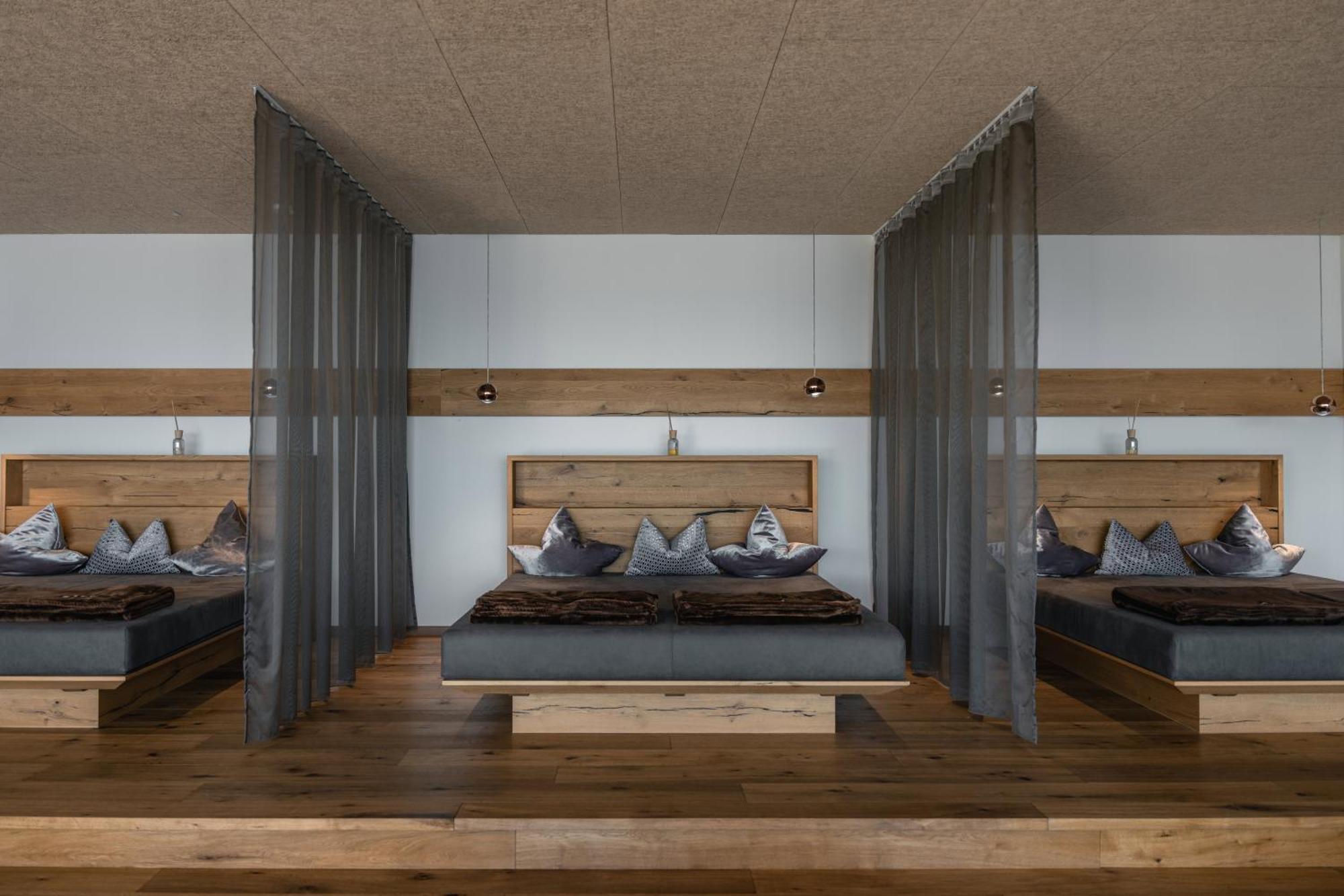Panoramahotel Huberhof Maranza Εξωτερικό φωτογραφία