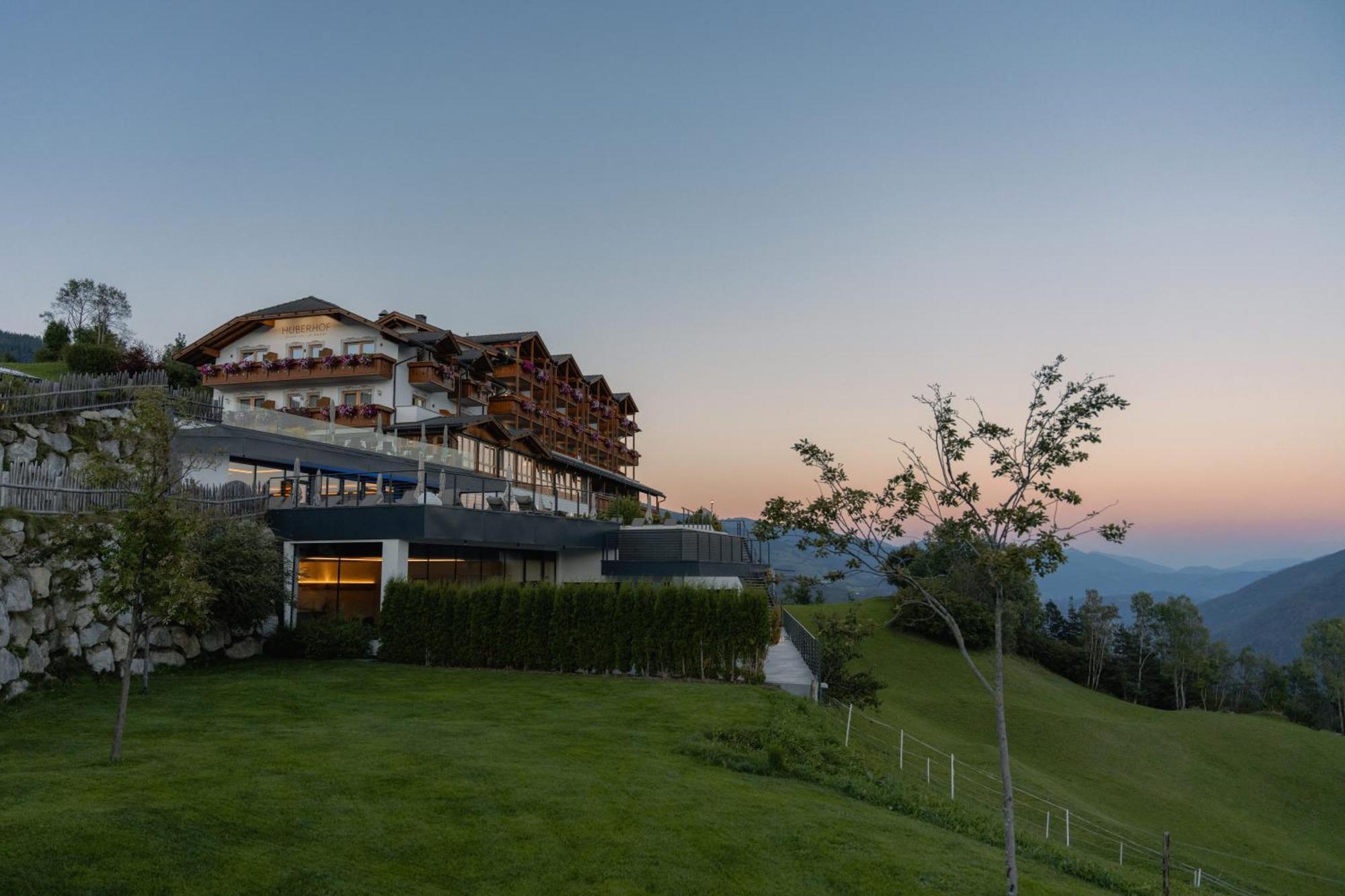 Panoramahotel Huberhof Maranza Εξωτερικό φωτογραφία